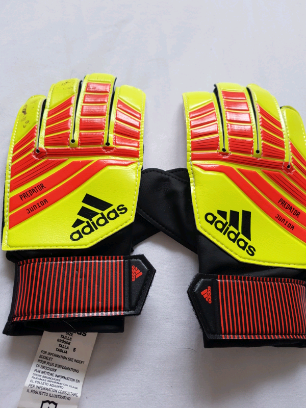 goalie gloves for 5 year old